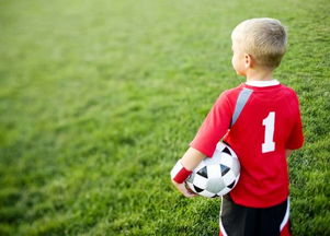 孩子踢足球有哪些好处 