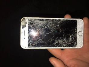 请问下iphone6屏被摔碎了还能修吗 