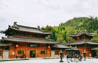 浙江最土豪的寺庙,大殿里有空调地暖,屋顶装饰还用黄金