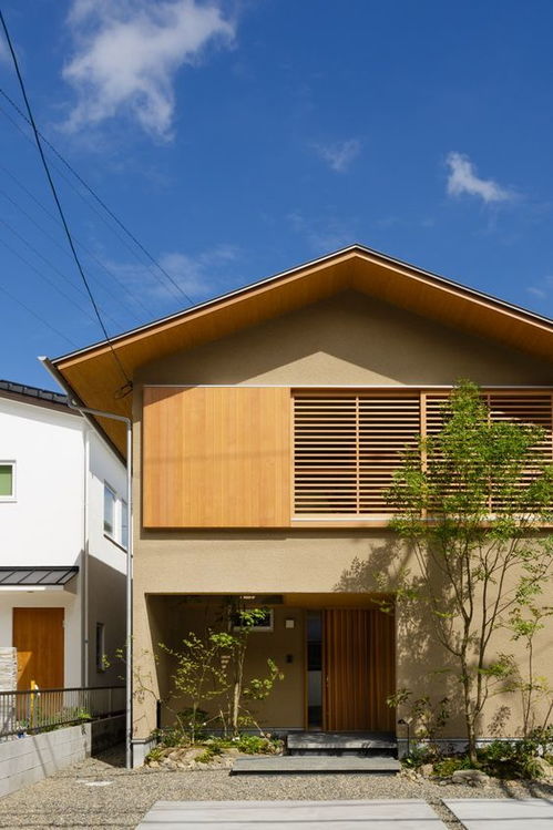 同样是自建房,为什么日本的房子,家家屋檐的标准是要延长90cm