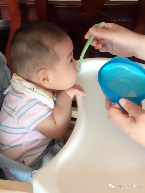 四个月宝宝如何添加辅食？四个月的宝宝怎么添加辅食