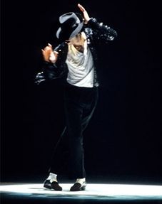 迈克尔 杰克逊逝世八周年 