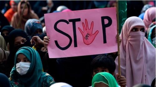 巴基斯坦法院首次裁定 要求性侵受害者做 处女检查 违法
