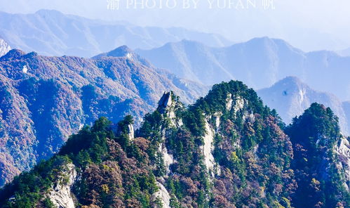 登上光明峰寓意前途光明,凭栏远眺众山小,景观不输玉皇顶