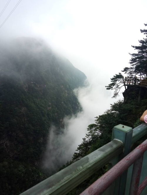 江西宜春萍乡 三天两夜自驾游攻略 高山 草旬 日出 还有滚滚的云海 泡天然温泉