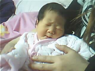 我的小宝宝在2009.12.7早上8点十分出生 女 我姓曹,该给孩子起什么名字呢 