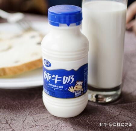 专家建议买哪种牛奶好喝？大家喝过的最好喝的纯牛奶是什么(哪一种纯牛奶好啊)