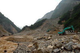 局地暴雨引发山洪泥石流 四川绵竹汉清公路一度中断 