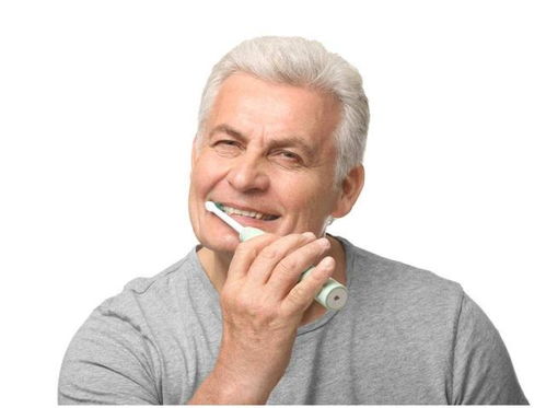 老年护牙的5大误区,为了父母的健康,你该认清了