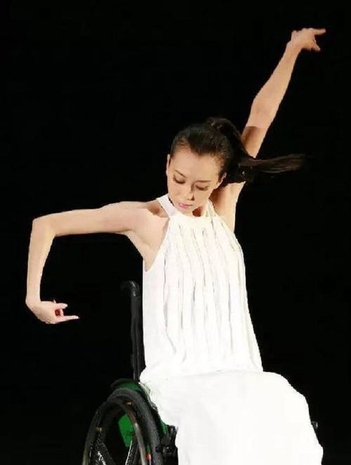 12年前奥运彩排,舞者刘岩从3米高空意外坠落,导致终身残疾