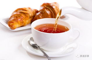 早起喝红茶还是白茶,早上喝红茶好吗?
