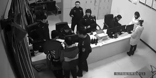 12岁娃到派出所 举报 亲妈,民警还点赞,咋回事