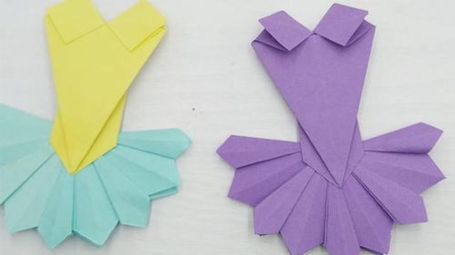 两张正方形彩纸折出一个漂亮的芭蕾舞裙,折法太简单了,折纸大全 