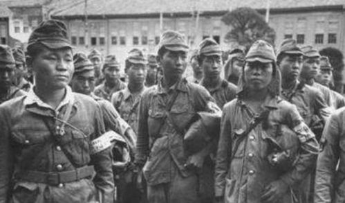 日本军人军帽上的两块破布是干啥用的