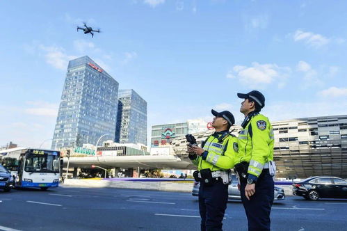 本市报警类警情同比下降9.4 ,命案抢案低发 且即发即破