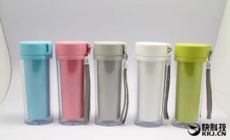 塑料水杯应该两年一换 过期塑料制品会致癌