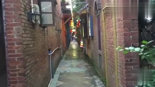 东莞一条知名的小巷,走进去犹如迷宫,看不到什么人 