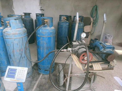 家用煤气罐空瓶一般多少公斤,煤气一罐多少公斤?