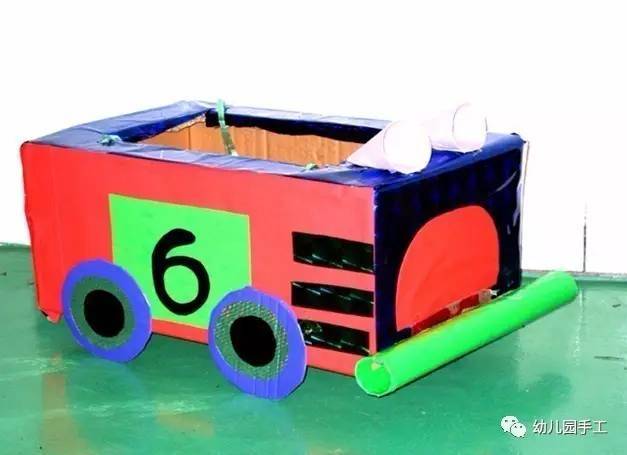 幼儿园小汽车手工制作,卫生纸筒制作小汽车的做法图解 
