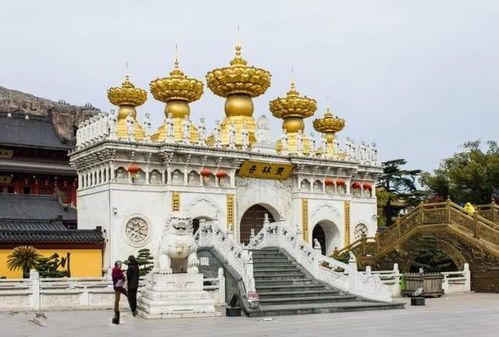 中国这座寺庙 傻的可爱 ,不收门票斋饭免费,但这类人不得入内