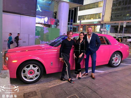 香港唯一的粉色幻影,车漆50万,车标镶钻石,车牌是自己的名字