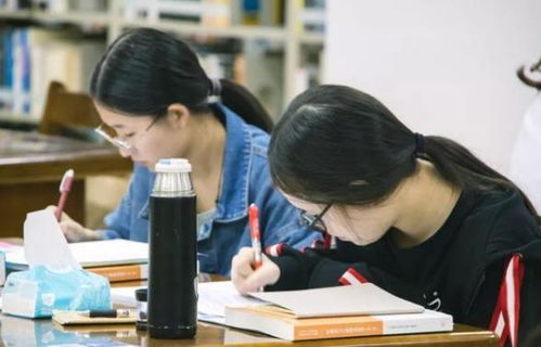 考完教资后,考生认为考题 太偏 考的都没学,学的都没考