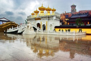 东林寺免费停车场,上海东林寺坐几号地铁去