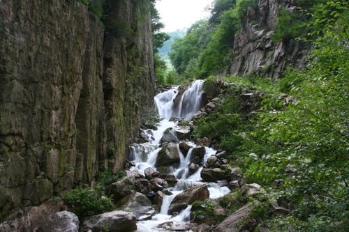 保定旅游景区新秀亮相 国家4A级景区云花溪谷5月1日将开园迎客 