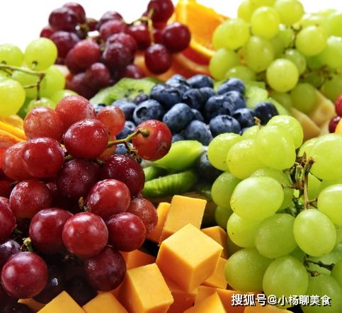 挑选水果时如何挑选味道鲜美又新鲜的,下面是挑选水果的5个要点