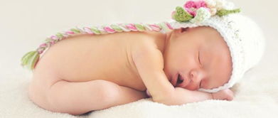 婴儿吐奶的原因(新生儿吐奶的原因及处理方法)