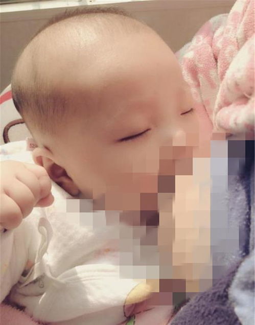 孩子吃奶时咬妈妈乳头,宝妈反手一巴掌,孩子心理阴影面积太大了