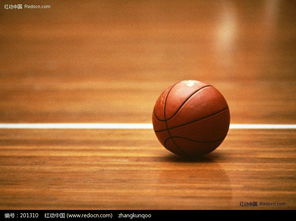 篮球场的一个篮球图片免费下载 编号201310 红动网 