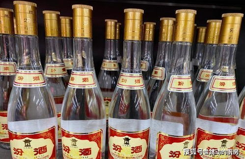 纯酿酿造的白酒,价格不超50元,口感好喝不上头,识货行家才买