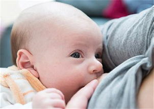 宝宝什么时候不需要喂夜奶 宝宝不吃夜奶要挤掉吗