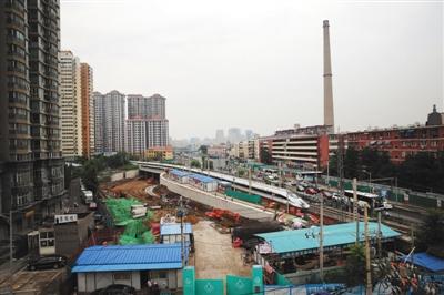 成都西城区附近免费停车场,搜集全国各城市的铁路公路等重大工程信息?