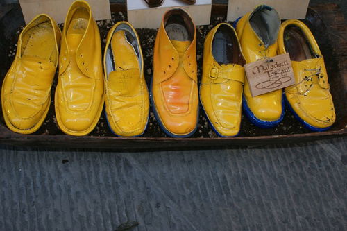 ABC和大黄蜂童鞋哪个质量好 