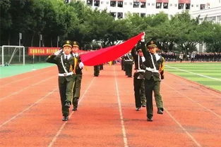 高校女生国旗护卫队(哪些大学的国旗护卫队比较出名)