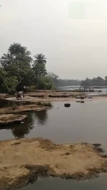 非洲的风景就是美,河水清澈到可以直接喝,敢问在国内有几个 