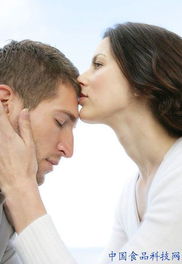 40%男人亲吻后会性冲动
