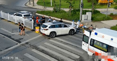 东莞一男子撞车后协商不成躺地上 撒泼 ,结果悲剧了