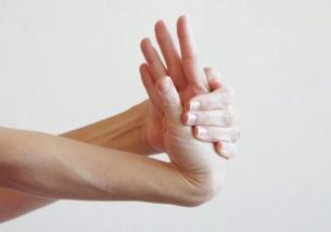 邱源老师 练瑜伽手腕疼 10个灵活手腕的练习要常练
