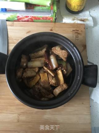 排骨焖笋煲的做法 排骨焖笋煲怎么做 天平座的金牛座的菜谱 
