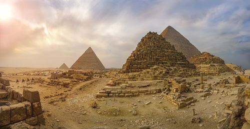 胡夫金字塔有多高,一般是怎么测量的 大金字塔又是怎样建造的