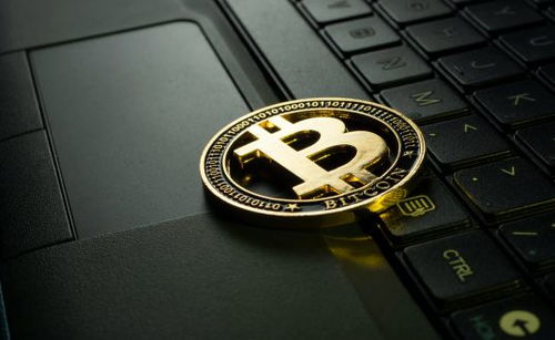 比特币BTC和美国、BTC-USD - 比特币 美元