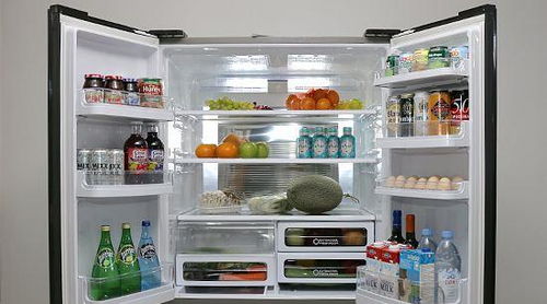 冰箱都放些什么东西,冰箱应该放些什么东西,冰箱放些什么好