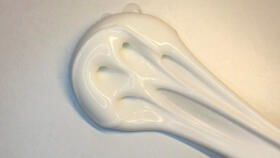超级认真的白胶测评 蛋蛋家AA白胶到底怎么样 tianya真的那么多起泡量吗