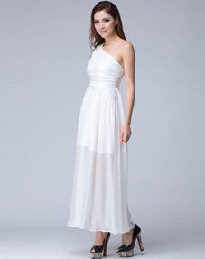 女白色连衣裙