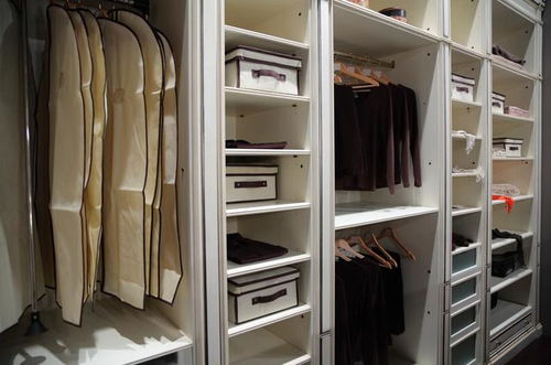 化繁为简的衣橱收纳 让你的衣柜多放50件衣服
