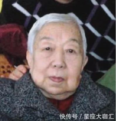63岁的冯巩不再低调,母亲身份意外曝出难怪连续32年登上春晚