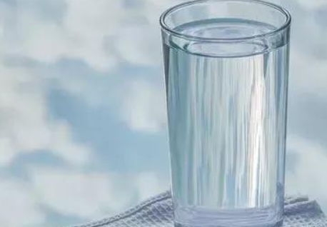 情感测试 你会选择哪个水杯喝水 测出谁是你的命中克星